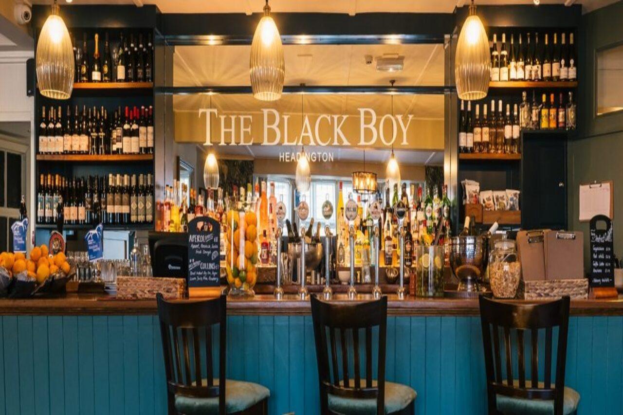 Herberg The Black Boy 4*